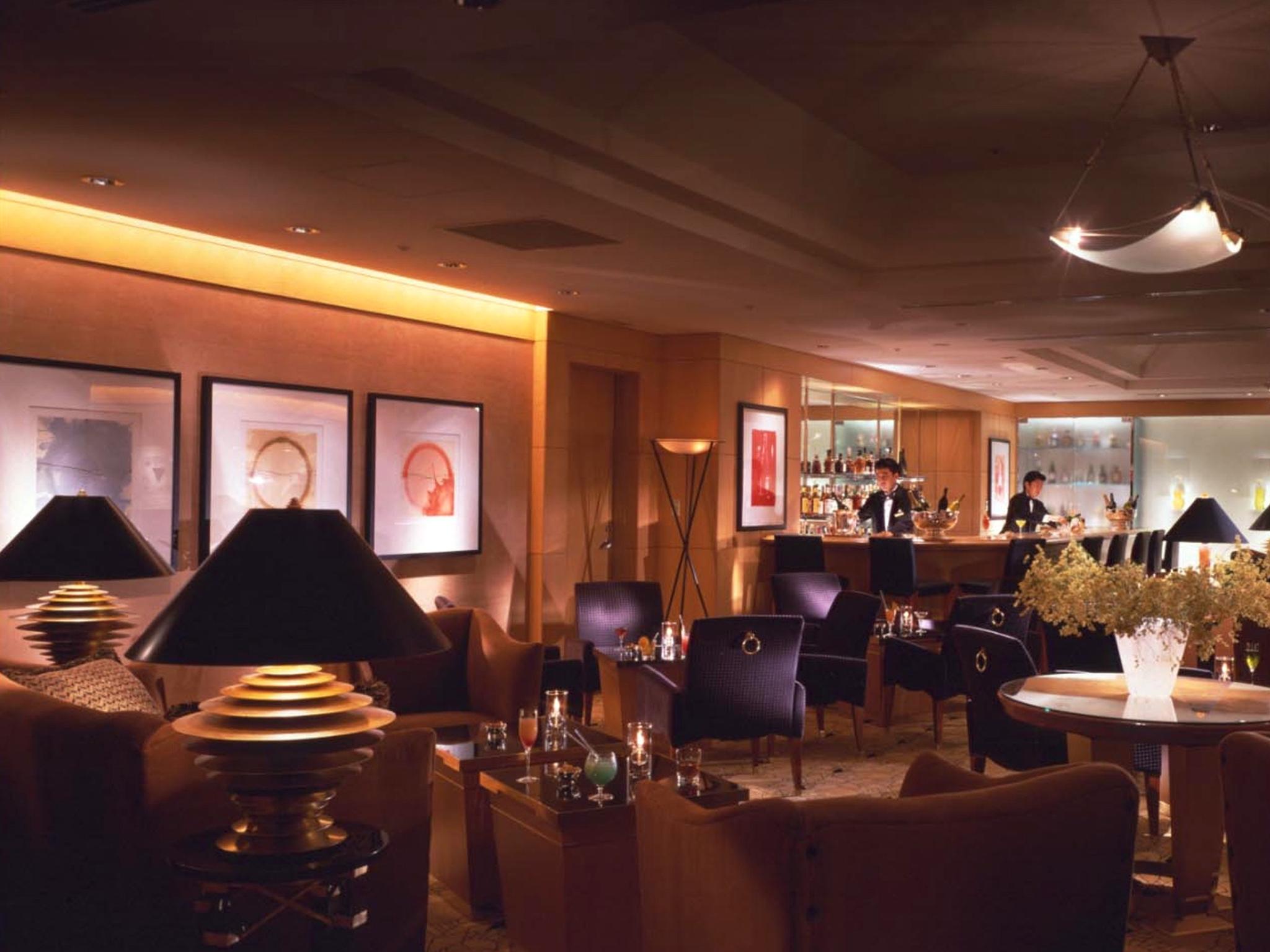 The Yokohama Bay Hotel Tokyu Restaurante foto The interior of the lounge
