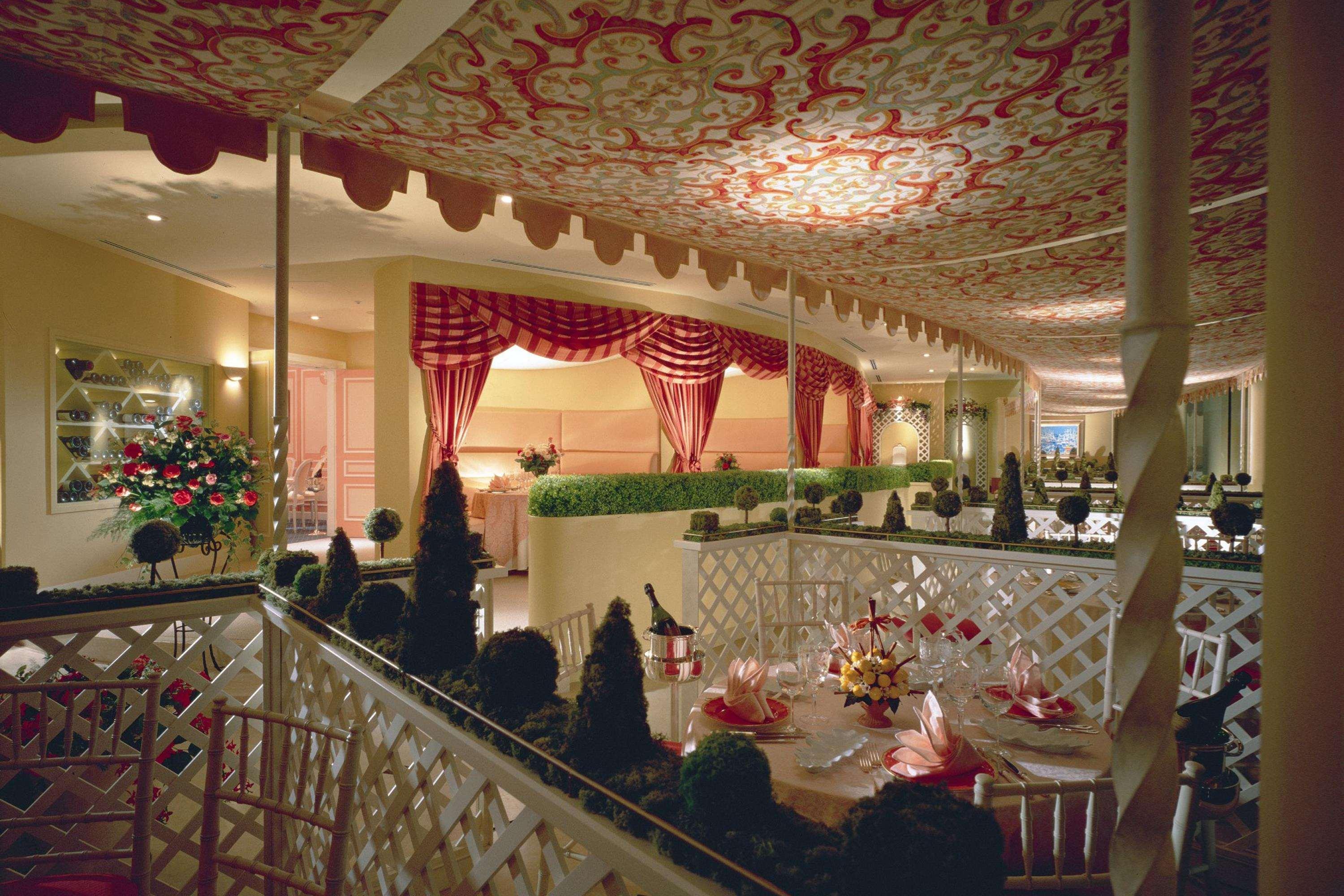 The Yokohama Bay Hotel Tokyu Exterior foto The lobby of the hotel