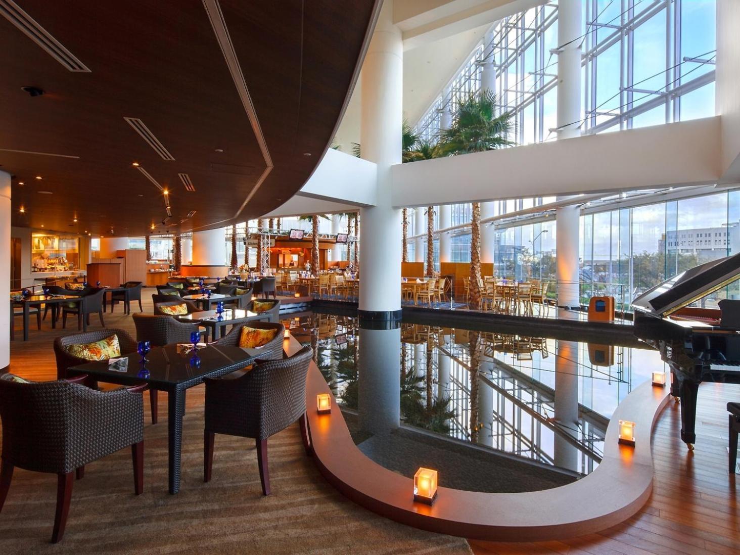 The Yokohama Bay Hotel Tokyu Exterior foto The lobby lounge